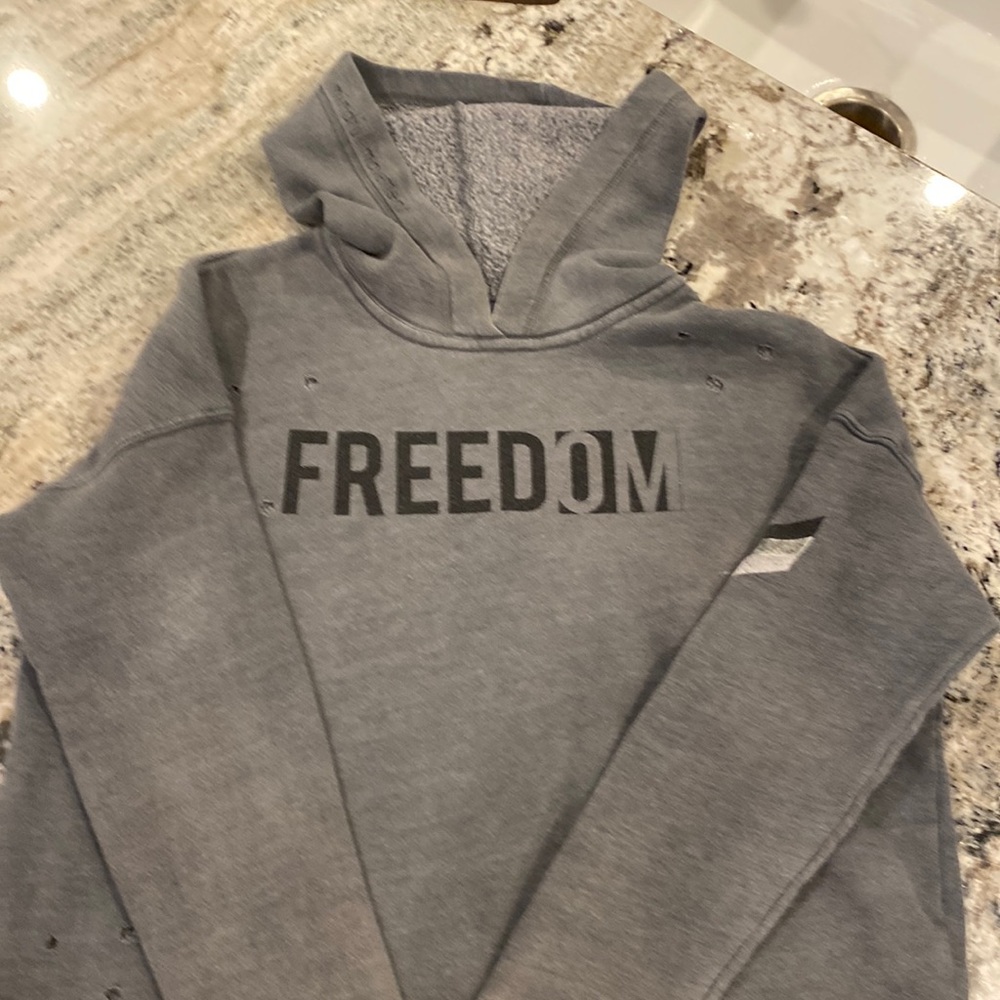ALO Freedom sweatshirt